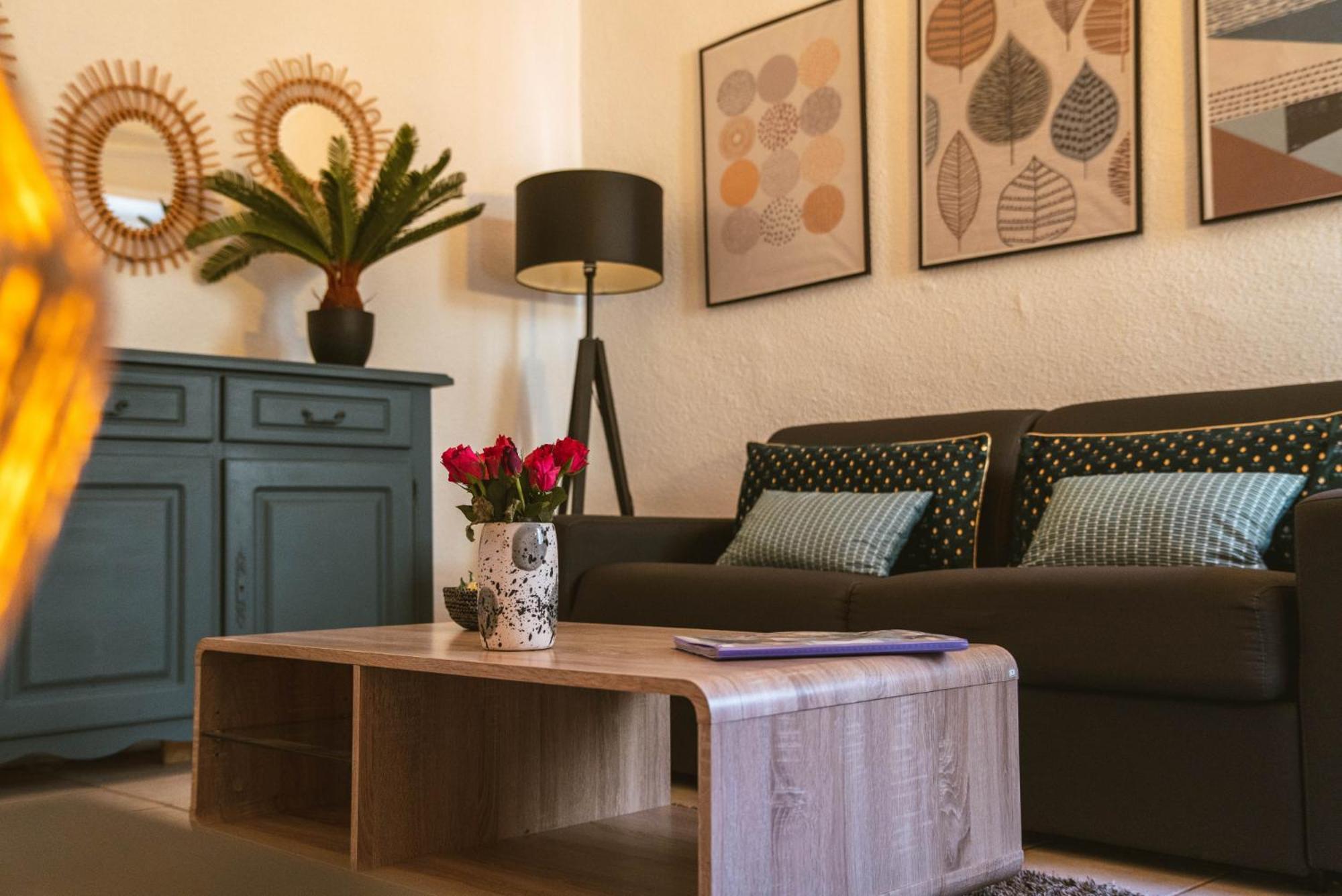 Appartement Cosy Ideal Pour 2 Personnes A Aubenas Bagian luar foto